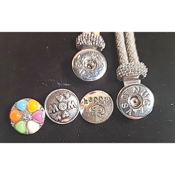 NWOT Lot Of 2 Gray Leather Bracelets Interchangeable Snap Charm Mom Camper Stone - Picture 4 of 5